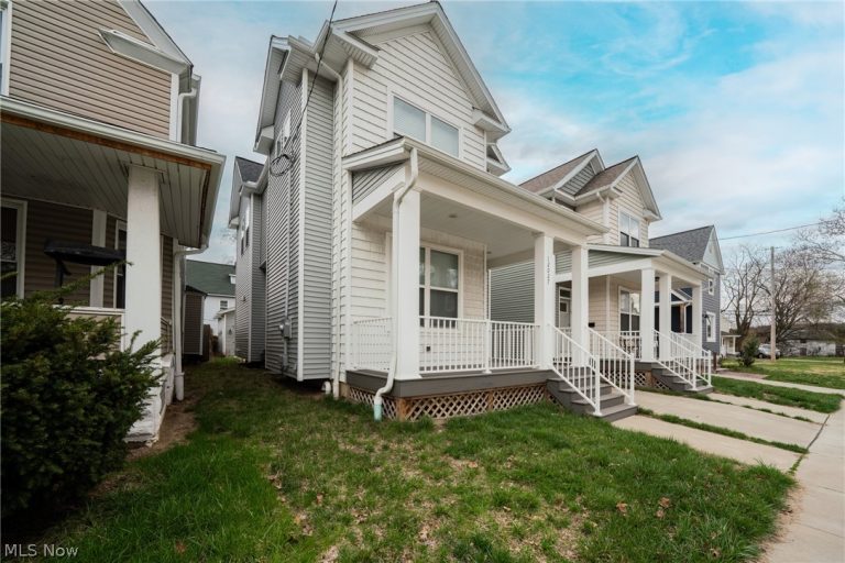 12027 Wade Park Avenue, Cleveland, OH - Photo 3