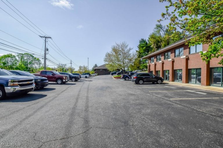 1375 Main Street, North Canton, OH - Photo 3