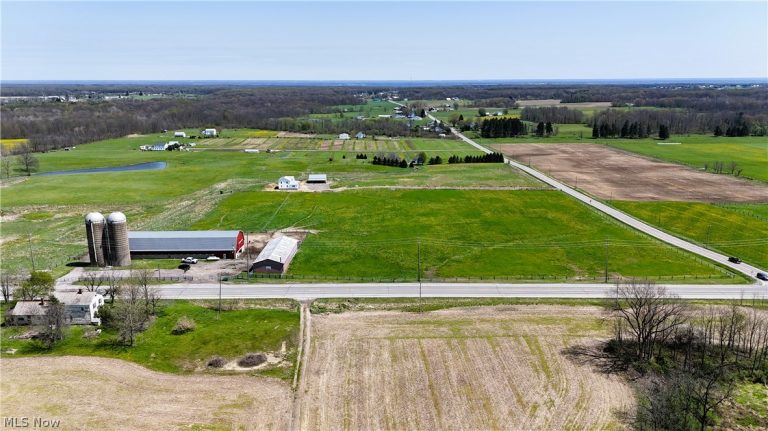 Madison Road, Middlefield, OH - Photo 3