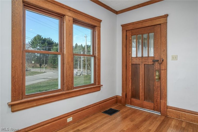 925 Springdale Road, Stow, OH - Photo 4