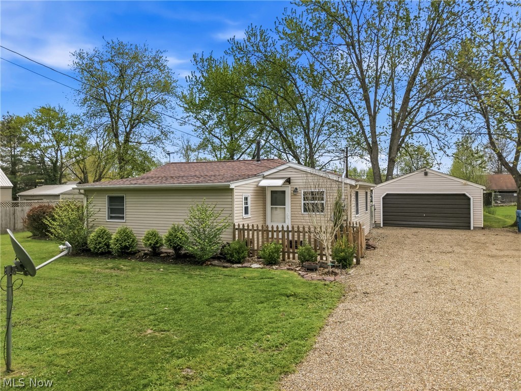 6982 Mcclure Road, Hubbard, OH
