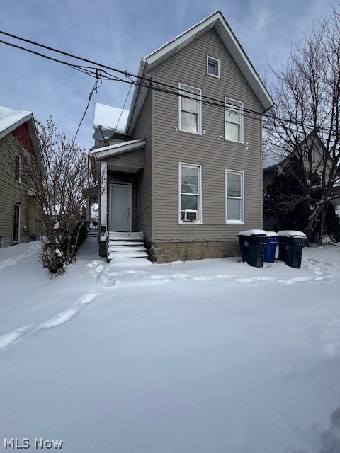 9818 Gambier Avenue, Cleveland, OH, 44102