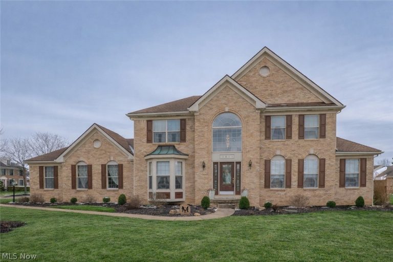 4514 Plain Center Avenue, Canton, OH, 44714