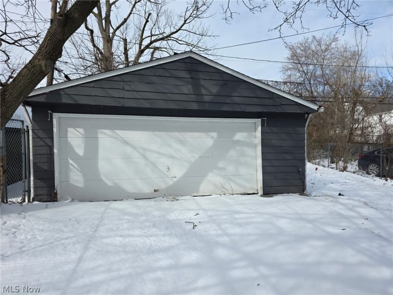 14013 Milverton Road, Cleveland, OH - Photo 4