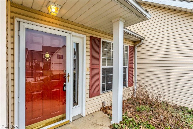 23219 Bennington Hamlet Circle, Euclid, OH - Photo 2