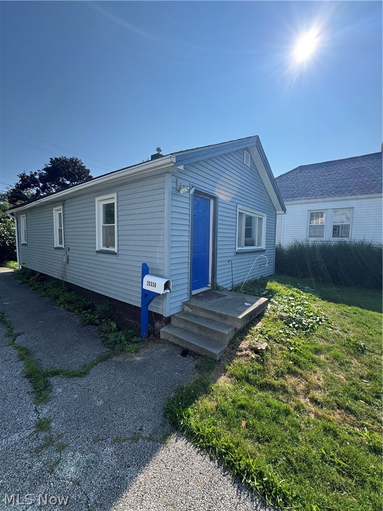 26530 Shoreview Avenue, Euclid, OH - Photo 3