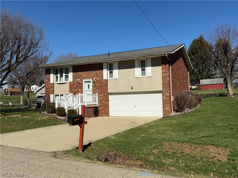 220 Bantam Ridge Court, Wintersville, OH, 43953