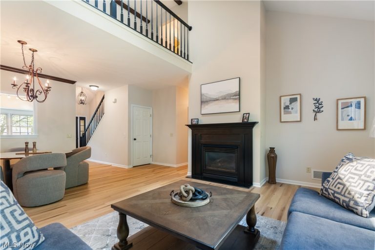 2939 Halwyck Circle, North Canton, OH - Photo 4