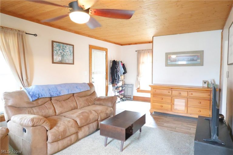 330 Central Avenue, Ravenna, OH - Photo 5