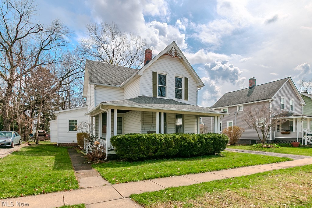4437 Center Street, Willoughby, OH