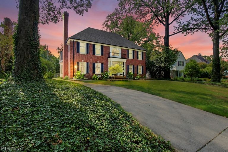 20962 Sydenham Road, Shaker Heights, OH, 44122