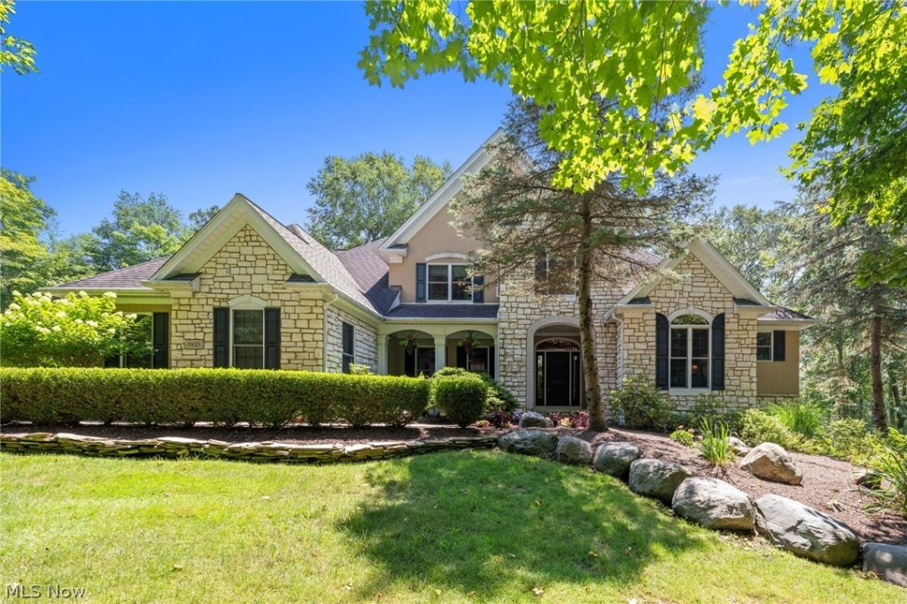 11625 Regent Park Drive, Chardon, OH