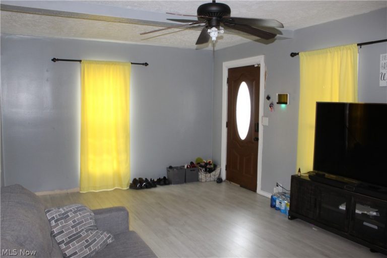 124 32nd Street, Lorain, OH - Photo 4