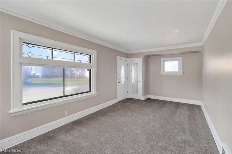 13305 Harvard Avenue, Cleveland, OH - Photo 6