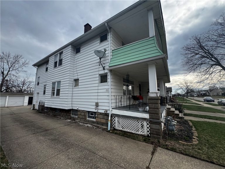 6814-6816 Bradley Avenue, Parma, OH - Photo 3