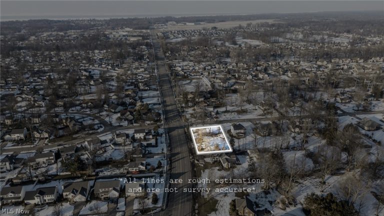 3 Adkins Road, Willoughby, OH - Photo 8