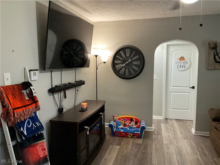 4554 Smith Stewart Road, Vienna, OH - Photo 4