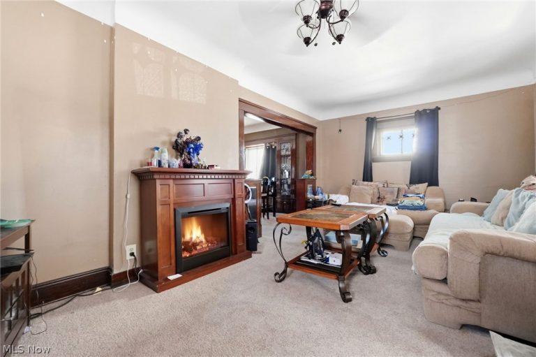 3202 Montclair Avenue, Cleveland, OH - Photo 5