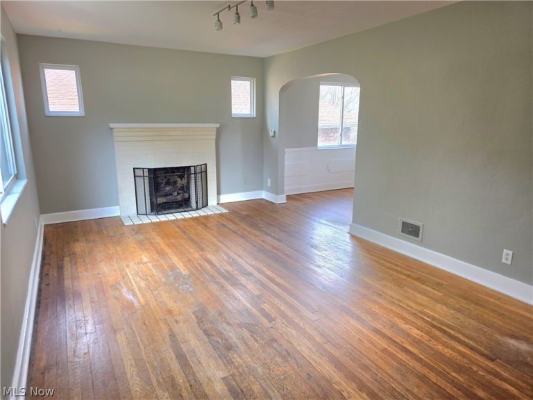 1018 Jackson Avenue, Parkersburg, WV - Photo 3