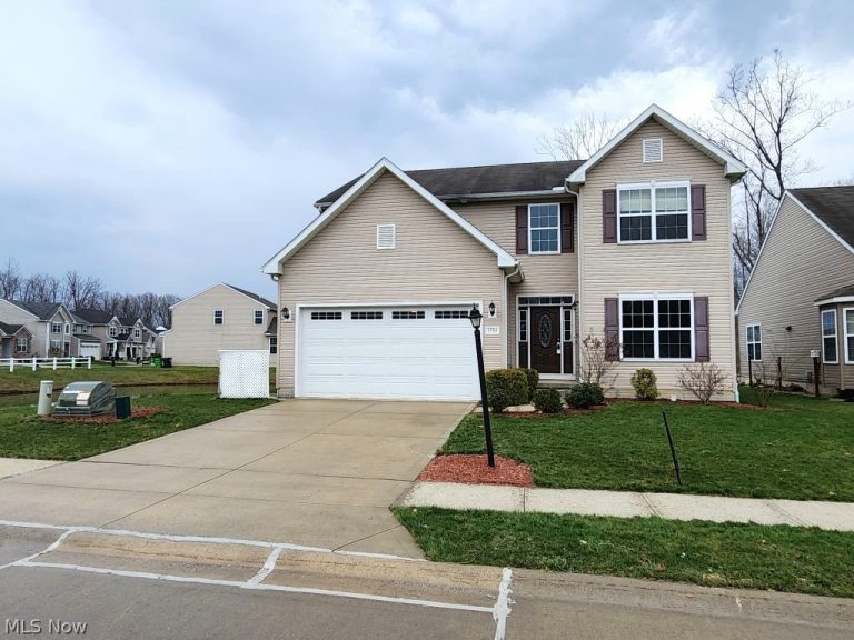 3784 Firethorn Drive, Aurora, OH, 44202