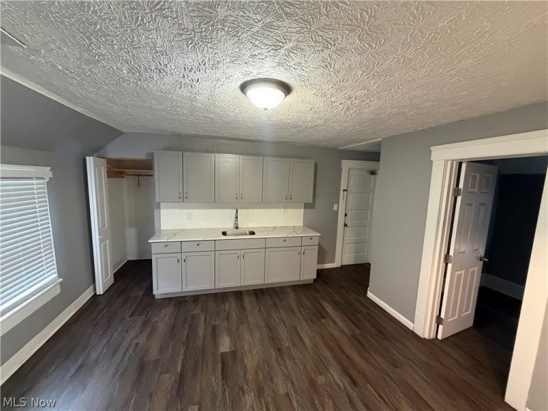 3694 57th Street #4, Cleveland, OH - Photo 5