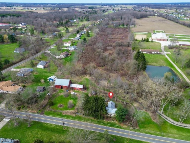 1846 Lester Road, Valley City, OH - Photo 2
