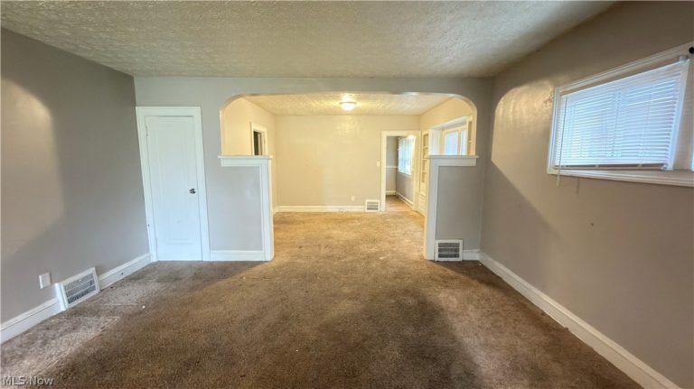 3423 137th Street, Cleveland, OH - Photo 5