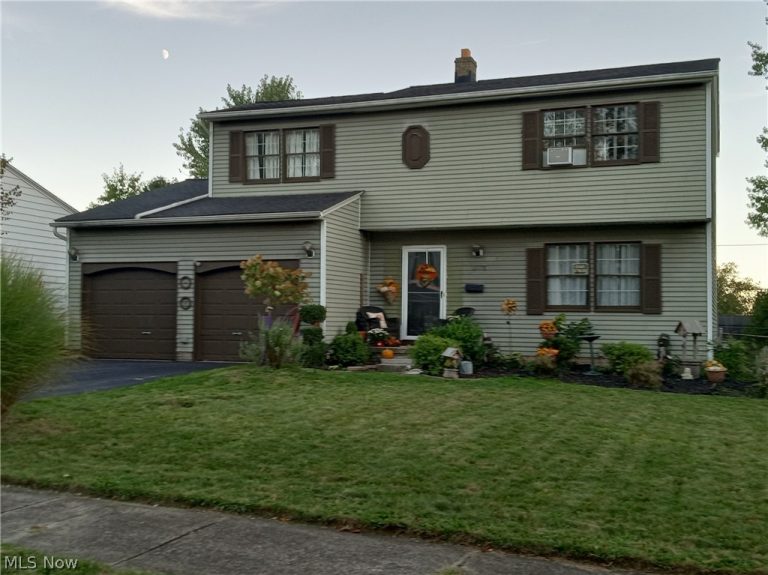 13578 Foxcroft Drive, Garfield Heights, OH, 44125