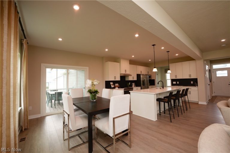 8100 Jack Ryan Drive, North Ridgeville, OH - Photo 6