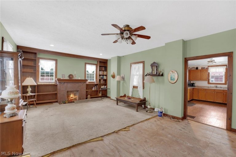 38841 Detroit Road, Avon, OH - Photo 5
