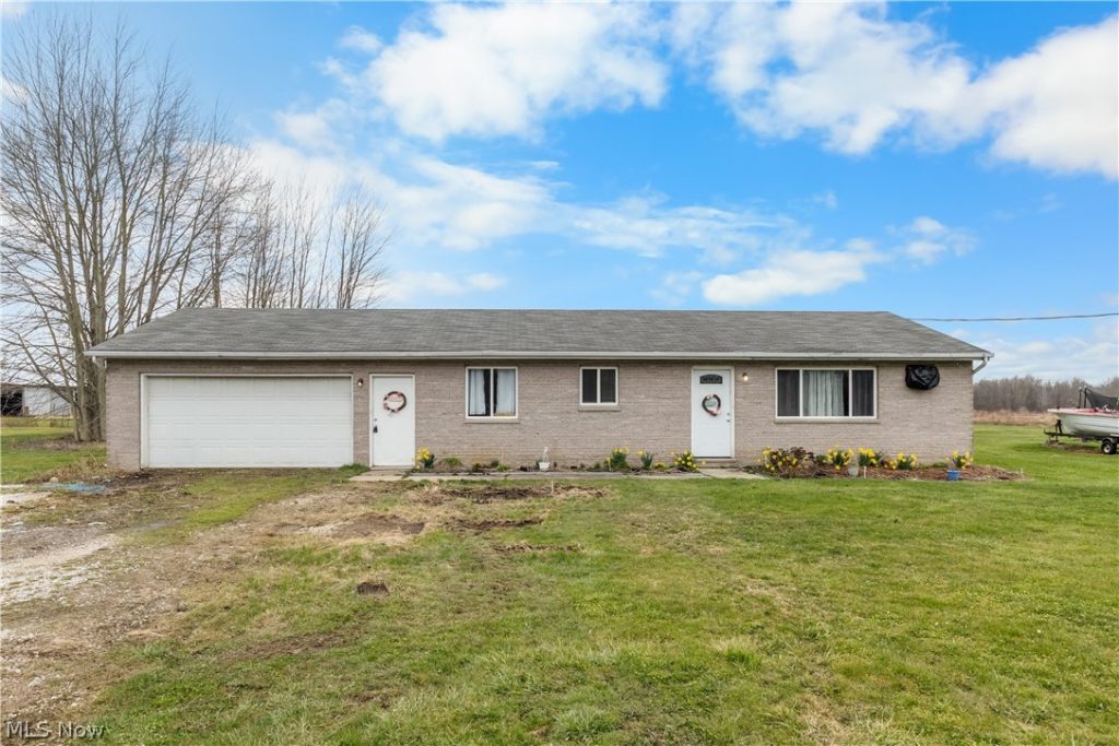 700 State Route 193, Jefferson, OH