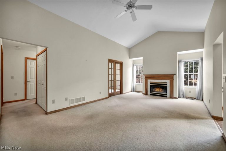 30640 Jasmine Court #61B, North Olmsted, OH - Photo 8