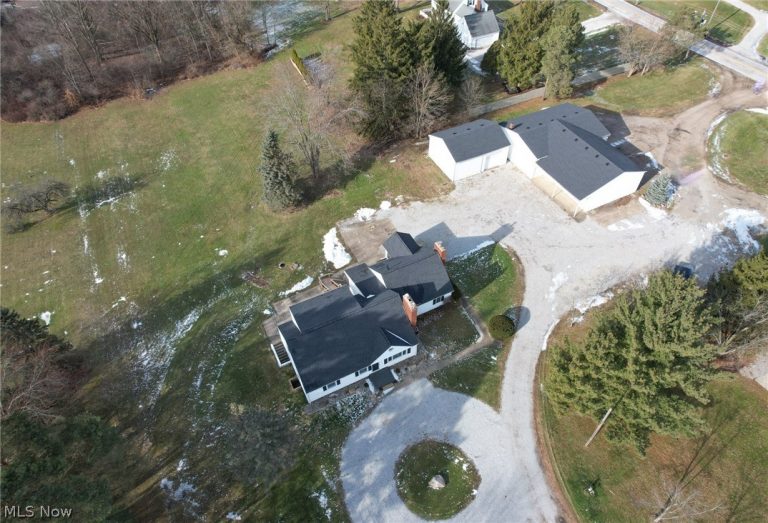 970 Chillicothe Road, Aurora, OH - Photo 2