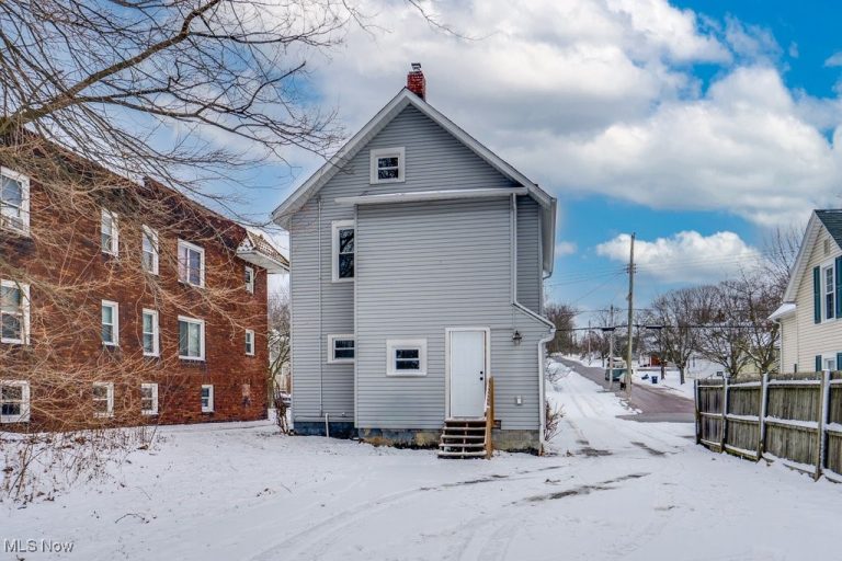 2100 12th Street, Akron, OH - Photo 4