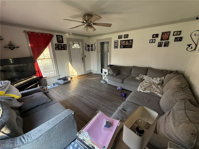 434 4th Street, Dover, OH - Photo 4