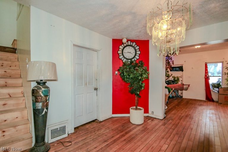 1228 167th Street, Cleveland, OH - Photo 2