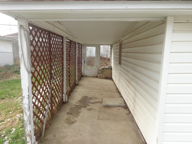 3103 Norris Avenue, Parma, OH - Photo 4