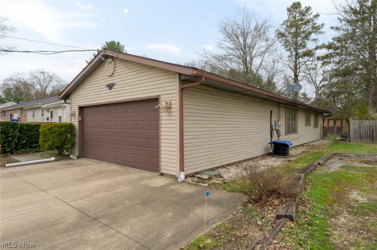 226 North Avenue, Ravenna, OH - Photo 4