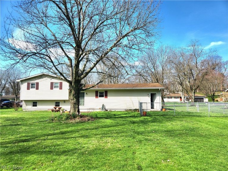 7068 Woodell Avenue, Canton, OH - Photo 2
