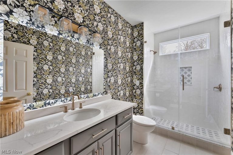 5315 Cloisters Drive, Canfield, OH - Photo 8