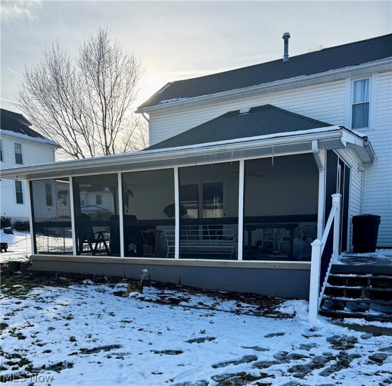 617 Park Street, Barnesville, OH - Photo 3