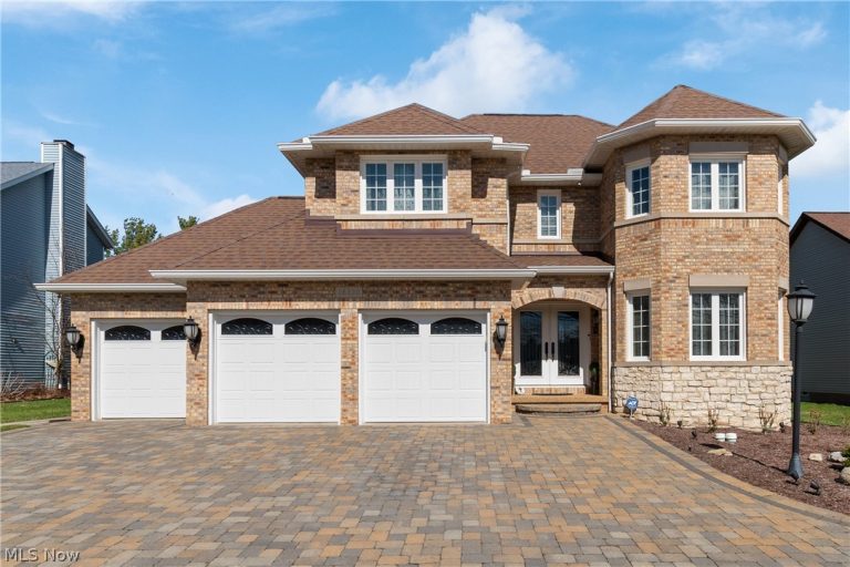 26330 Forbes Road, Oakwood Village, OH, 44146