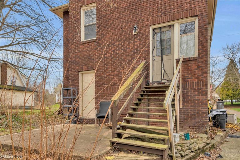 2417-2419 Elm Street, Youngstown, OH - Photo 5