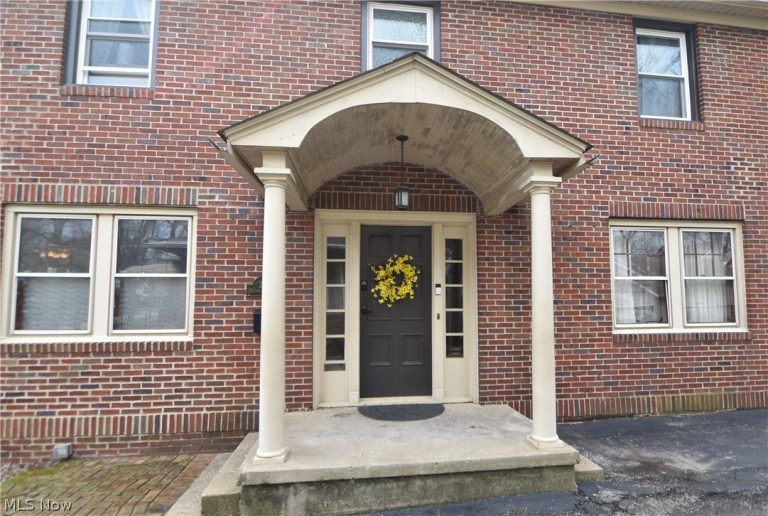 224 Casterton Avenue, Akron, OH - Photo 2