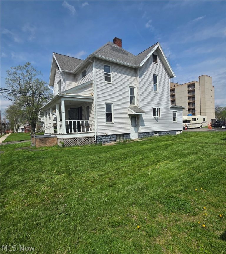 15 Beaver Avenue, Niles, OH - Photo 3