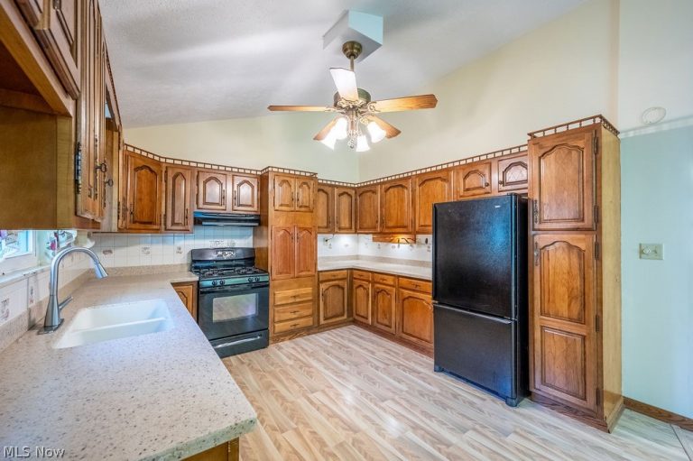 146 Graham Place, Davisville, WV - Photo 8