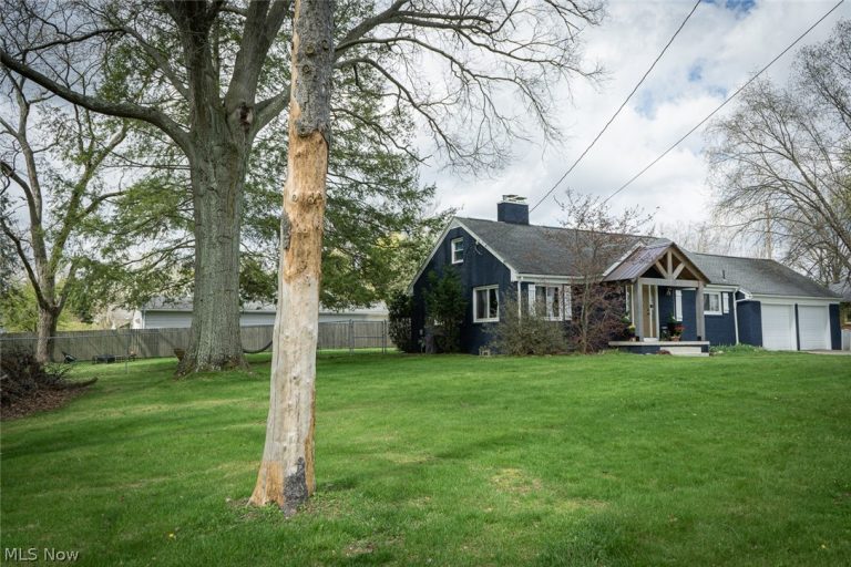 3467 Wales Avenue, Massillon, OH - Photo 2