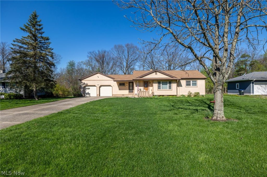 1140 Stearns Street, Brunswick, OH