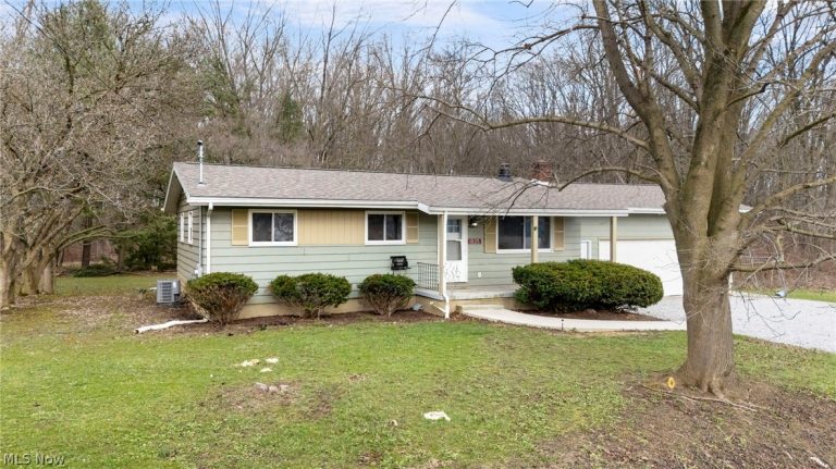 1835 Windham Road, Newton Falls, OH - Photo 3