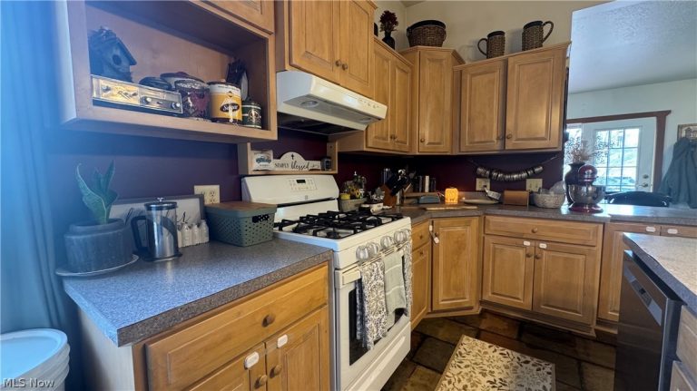 417 2nd Street, New Philadelphia, OH - Photo 6